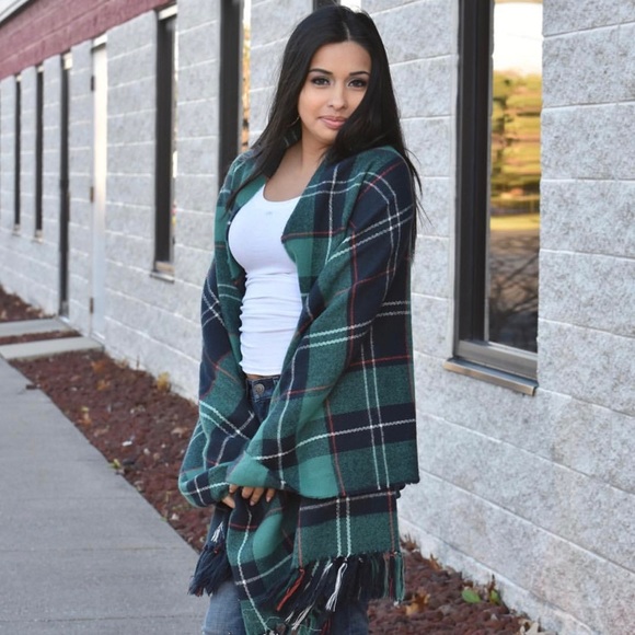 Meet your Posher, Samanntha - Picture 3 of 6